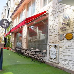 3* Otel Mevre